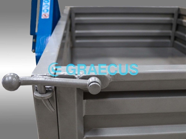 Навесен кош за трактор – серия CM