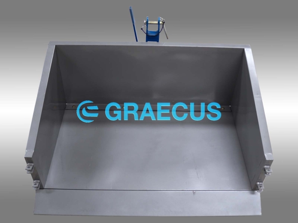 Навесен кош за трактор – серия KM